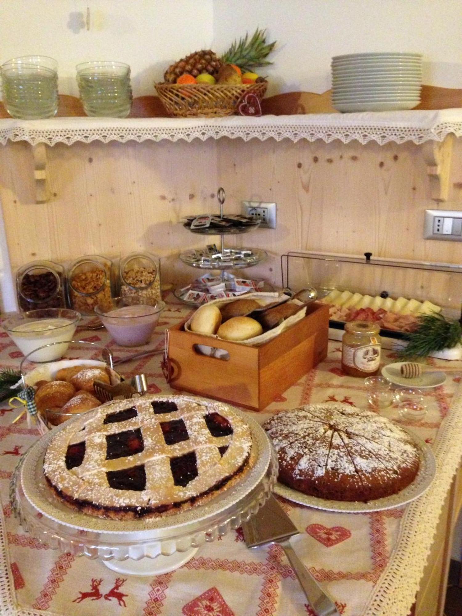 Affittacamere Famiglia Ceschini Tesero Extérieur photo